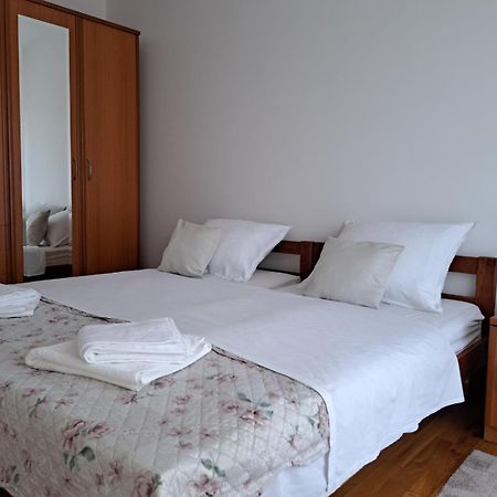 Apartment Nina Novi Vinodolski Zewnętrze zdjęcie