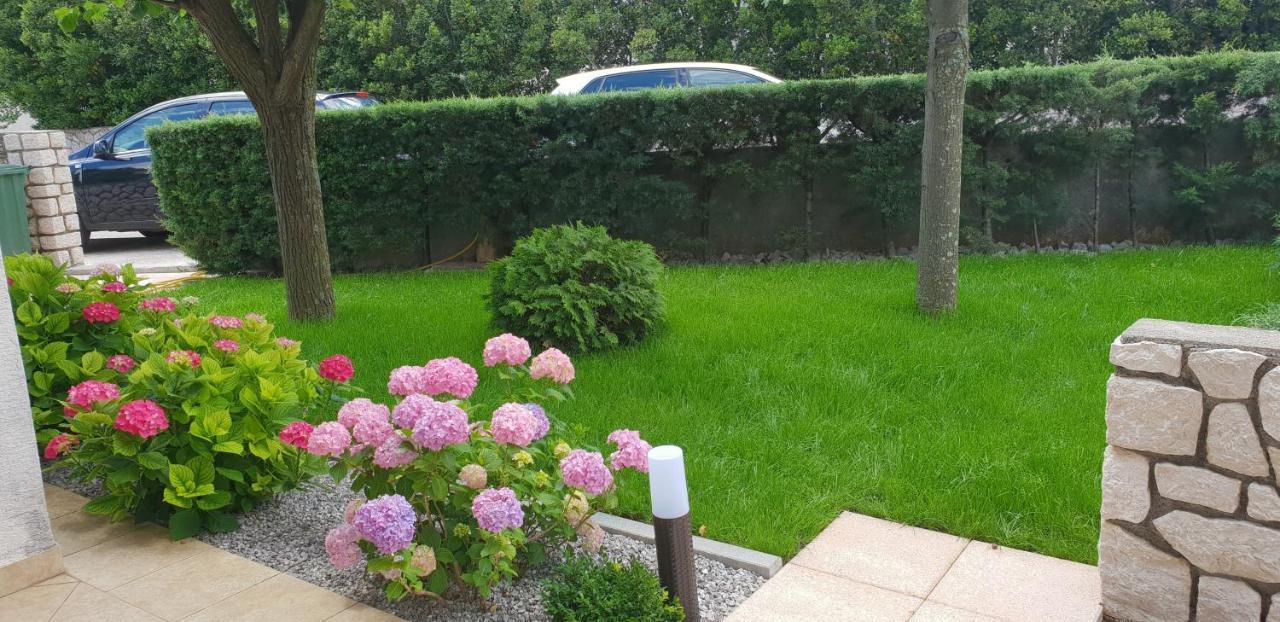 Apartment Nina Novi Vinodolski Zewnętrze zdjęcie