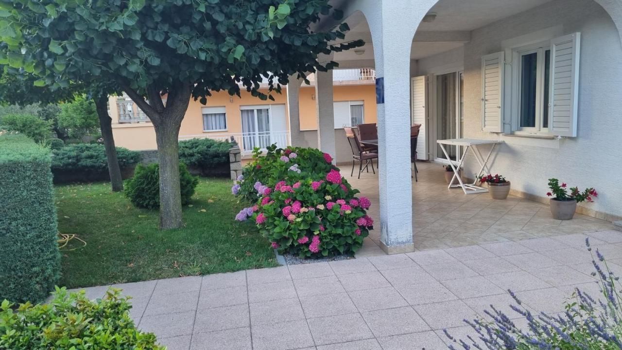 Apartment Nina Novi Vinodolski Zewnętrze zdjęcie
