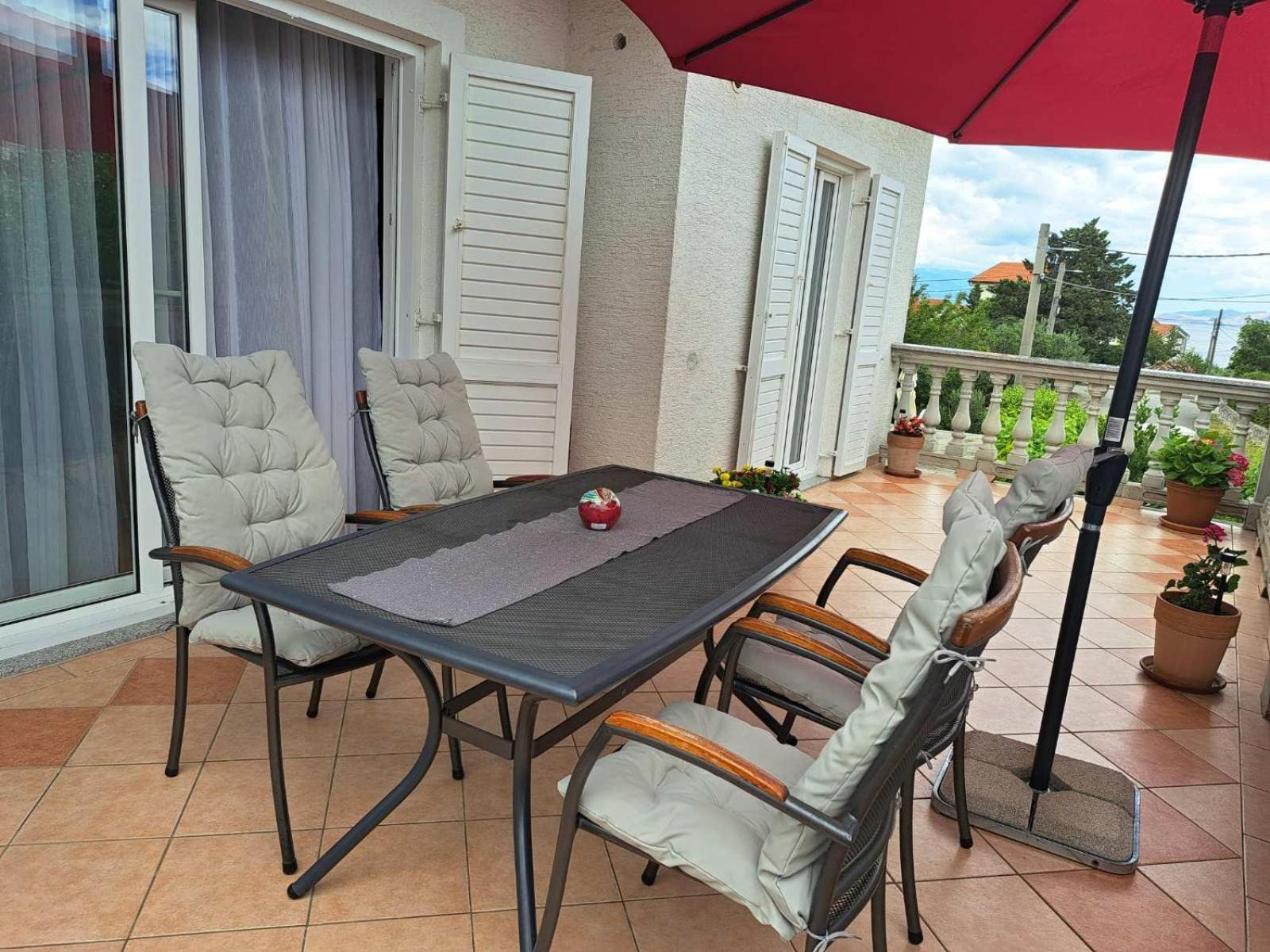 Apartment Nina Novi Vinodolski Zewnętrze zdjęcie