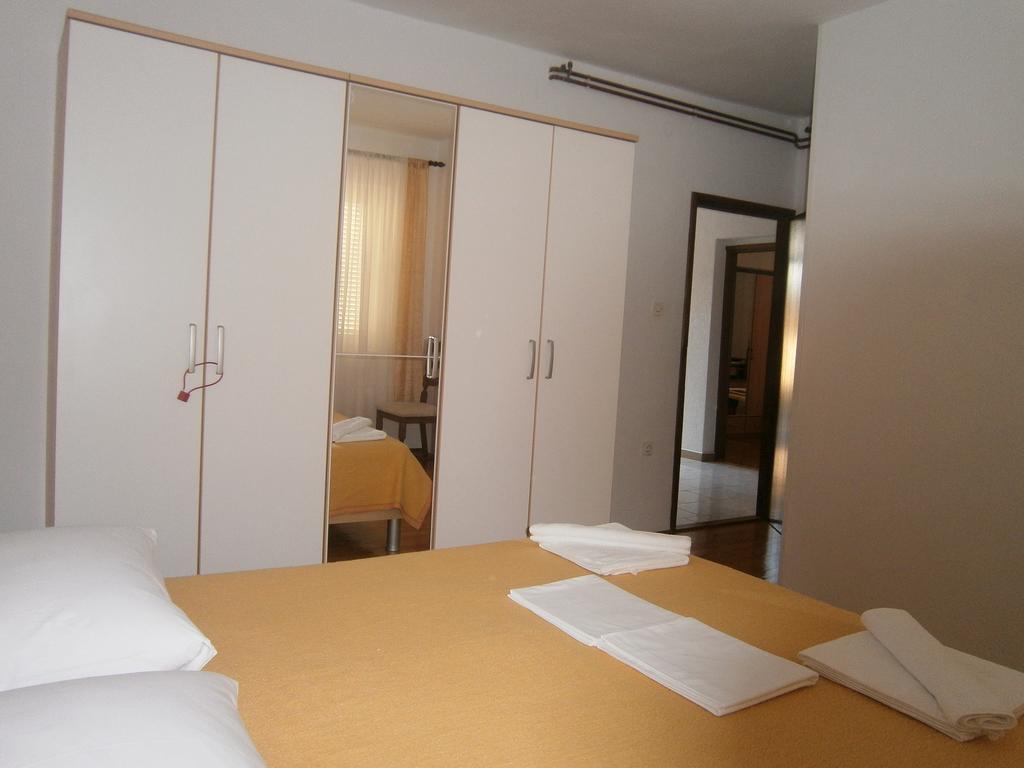 Apartment Nina Novi Vinodolski Zewnętrze zdjęcie