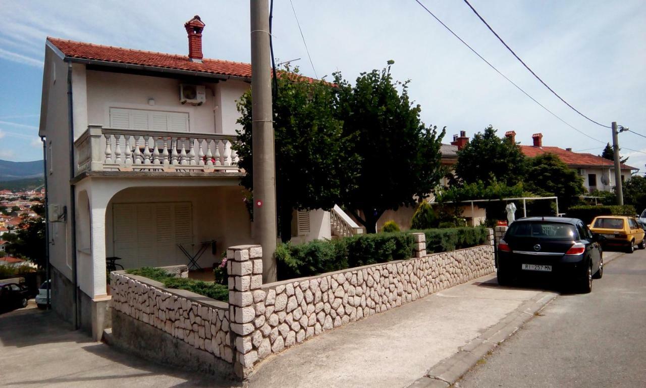 Apartment Nina Novi Vinodolski Zewnętrze zdjęcie